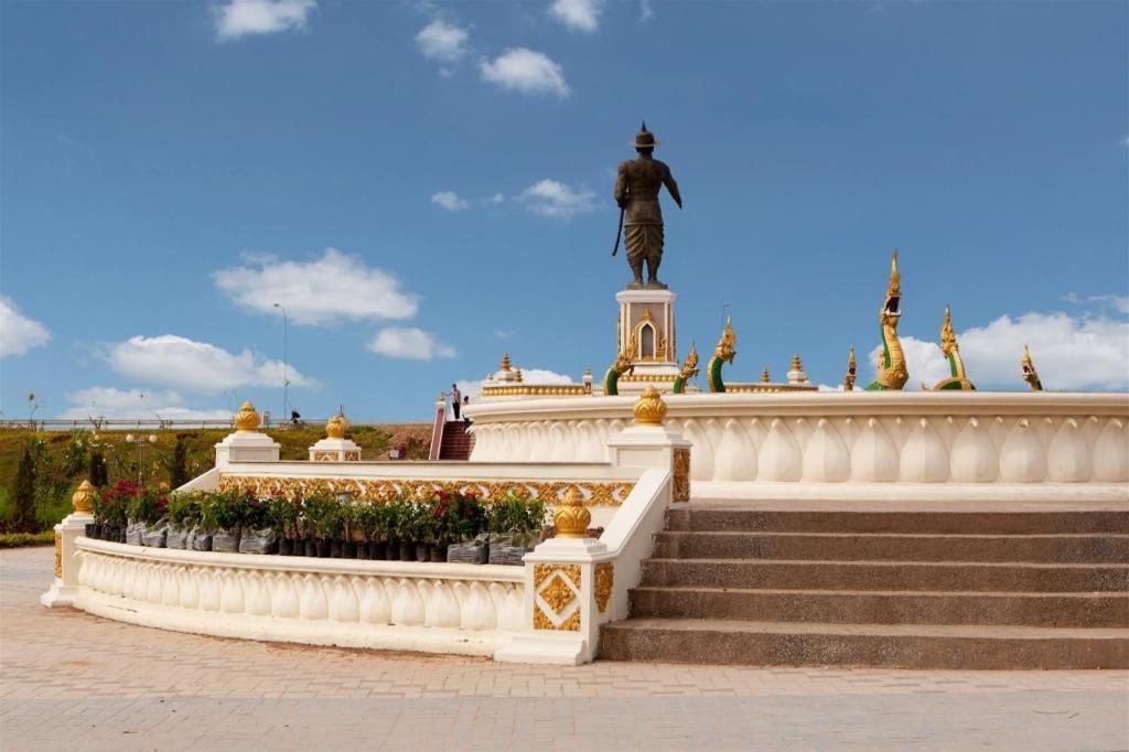 San Jiang Grand Hotel Vientiane Exterior photo